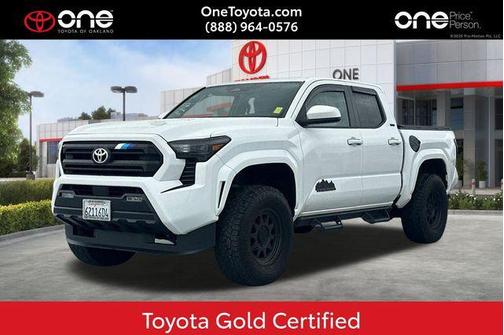 Ice Cap 2024 Toyota Tacoma SR5