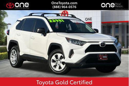 2020 Toyota RAV4 LE