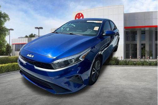 Deep Sea Blue 2022 Kia Forte LXS