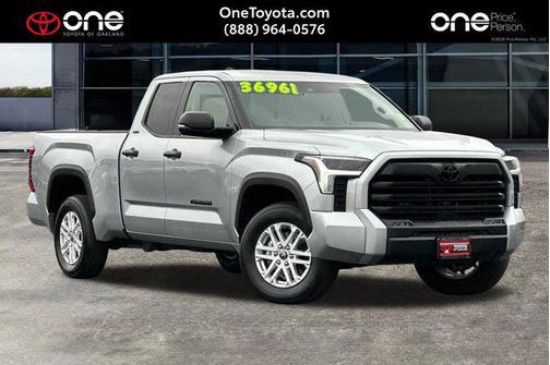 2022 Toyota Tundra SR5