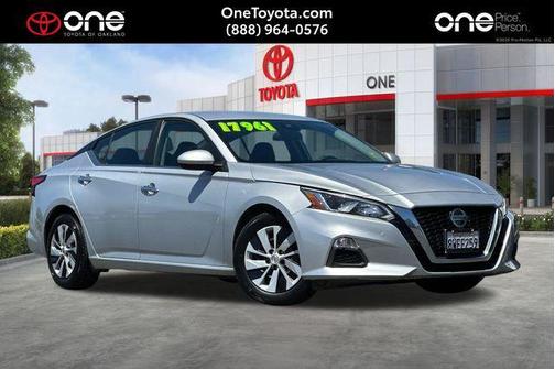 Brilliant Silver Metallic 2021 Nissan Altima S FWD
