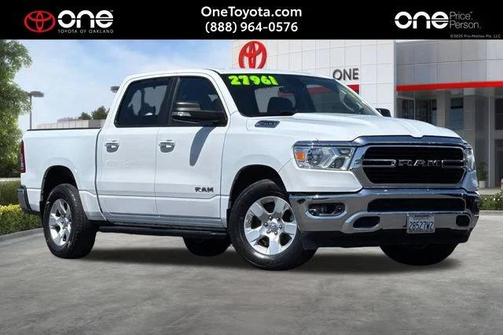 Bright White Clearcoat 2020 RAM 1500 Big Horn/Lone Star