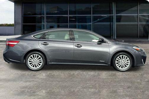 2013 Toyota Avalon Hybrid XLE Touring
