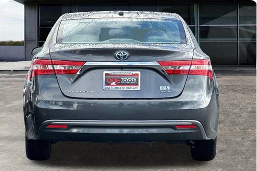 2013 Toyota Avalon Hybrid XLE Touring