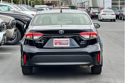 2025 Toyota Corolla Hybrid LE