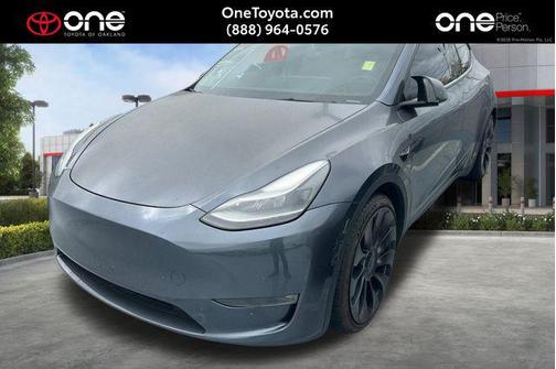 Gray 2022 Tesla Model Y Performance Dual Motor All-Wheel Drive