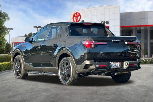 2023 Hyundai SANTA CRUZ NIGHT