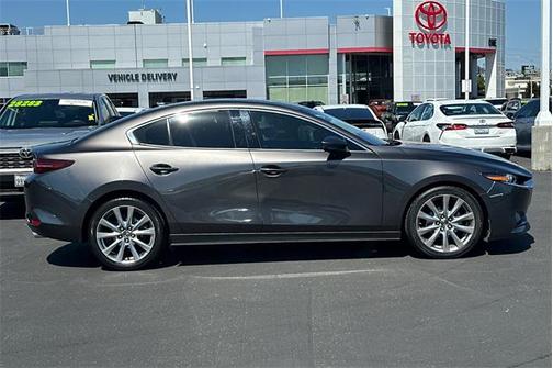2020 Mazda Mazda3 FWD w/Premium Package