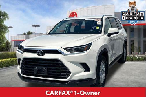 White 2024 Toyota Grand Highlander Hybrid XLE