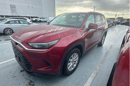 2025 Toyota Highlander LE