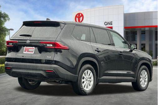 2025 Toyota Grand Highlander XLE