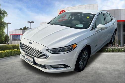 2017 Ford Fusion Hybrid SE