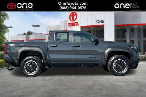 2026 Toyota Tacoma Hybrid TRD Off Road