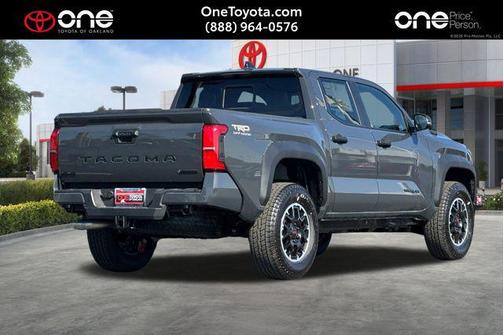 2026 Toyota Tacoma Hybrid TRD Off Road