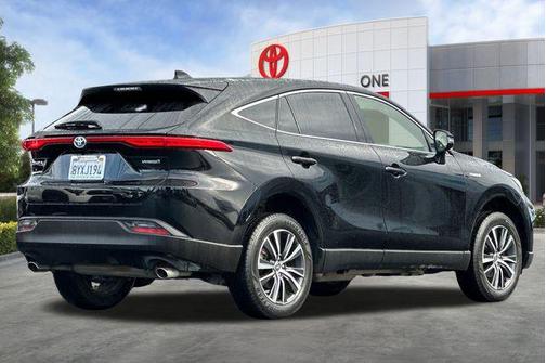 2021 Toyota Venza LE