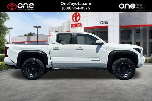 Ice Cap 2026 Toyota Tacoma SR5
