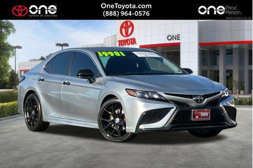 2021 Toyota Camry SE