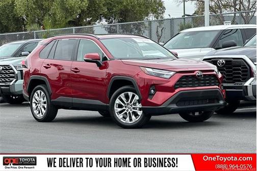 2025 Toyota RAV4 XLE Premium
