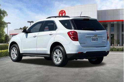 White 2017 Chevrolet Equinox 1LT