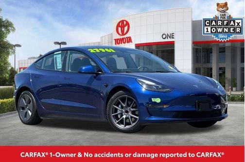 Deep Blue Metallic 2023 Tesla Model 3 Standard Range