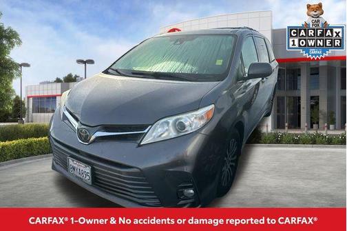 2020 Toyota Sienna XLE Premium