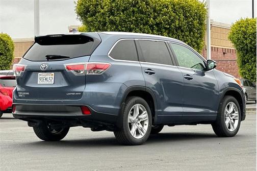 2016 Toyota Highlander Limited