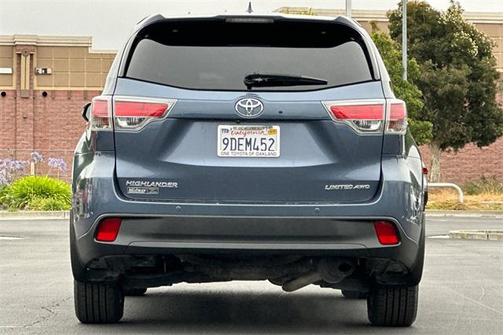 2016 Toyota Highlander Limited