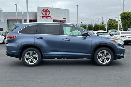 2016 Toyota Highlander Limited
