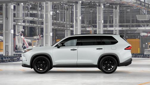 White 2026 Toyota Highlander Hybrid Base