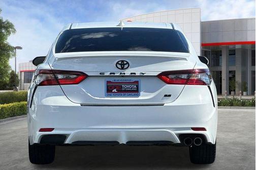 Super White 2021 Toyota Camry SE