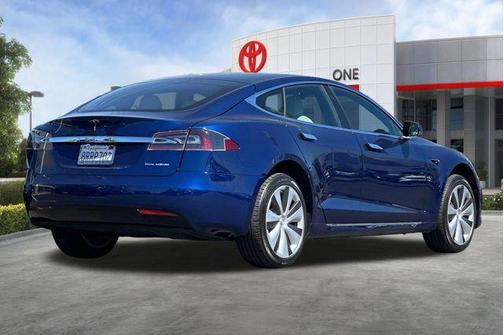 2020 Tesla Model S Long Range