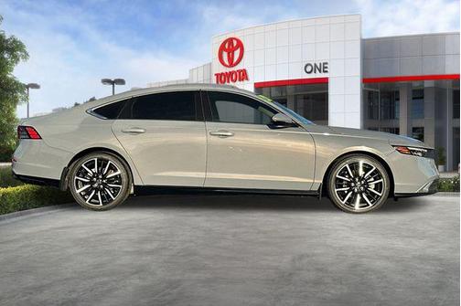 2023 Honda Accord Hybrid Touring