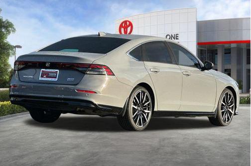 2023 Honda Accord Hybrid Touring