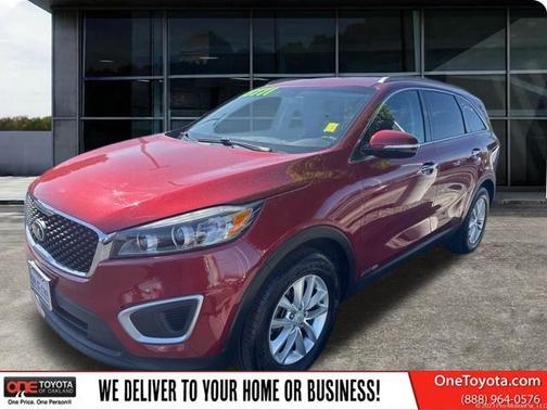 2017 Kia Sorento LX