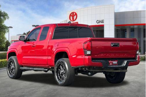 2022 Toyota Tacoma SR