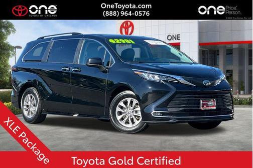 2023 Toyota Sienna XLE