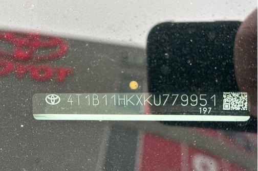 2019 Toyota Camry LE