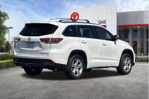 Blizzard Pearl 2016 Toyota Highlander Limited