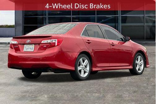2014 Toyota Camry SE