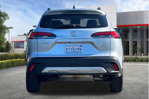 2025 Toyota Corolla Cross XLE