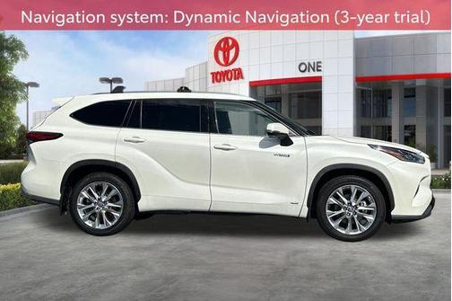 Blizzard Pearl 2021 Toyota Highlander Hybrid Limited