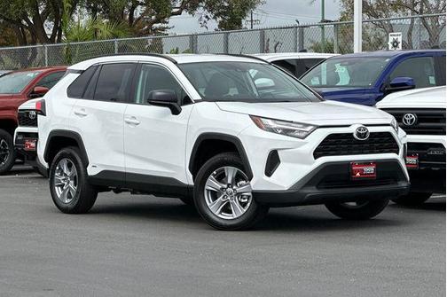 2025 Toyota RAV4 Hybrid LE