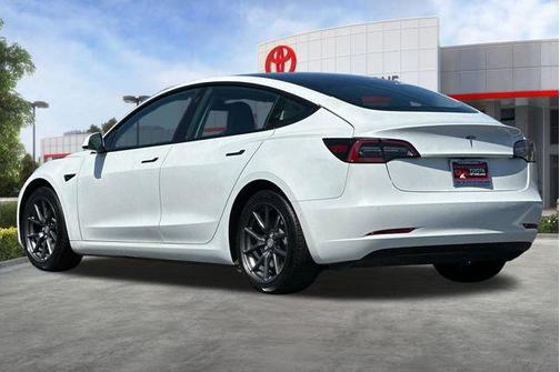 Pearl White Multi-Coat 2021 Tesla Model 3 Standard Range Plus