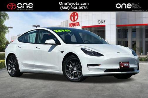 Pearl White Multi-Coat 2021 Tesla Model 3 Standard Range Plus