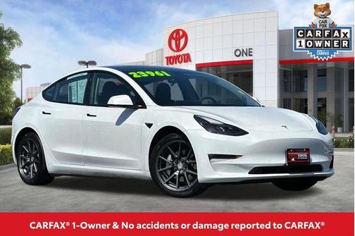 Pearl White Multi-Coat 2021 Tesla Model 3 Standard Range Plus