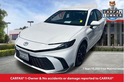 Ice Cap 2025 Toyota Camry SE