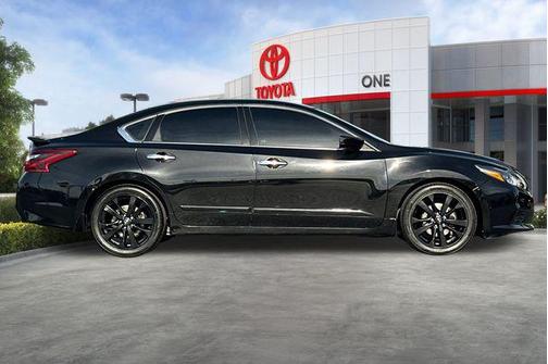 2017 Nissan Altima 2.5 SR