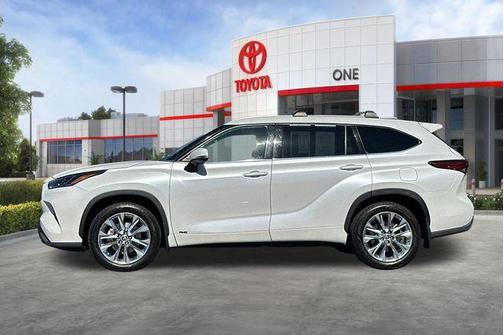 2023 Toyota Highlander Hybrid Limited