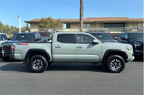 2022 Toyota Tacoma TRD Off Road