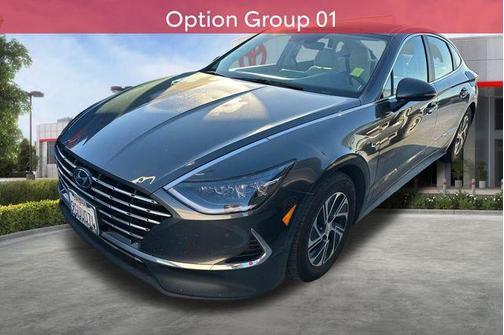 2023 Hyundai SONATA Hybrid Base